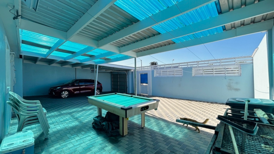 3 Bedroom Property for Sale in Hanover Park Western Cape